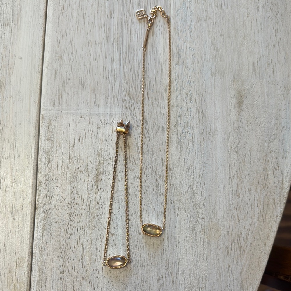 Kendra Scott Gold Necklace with Oval Pendant